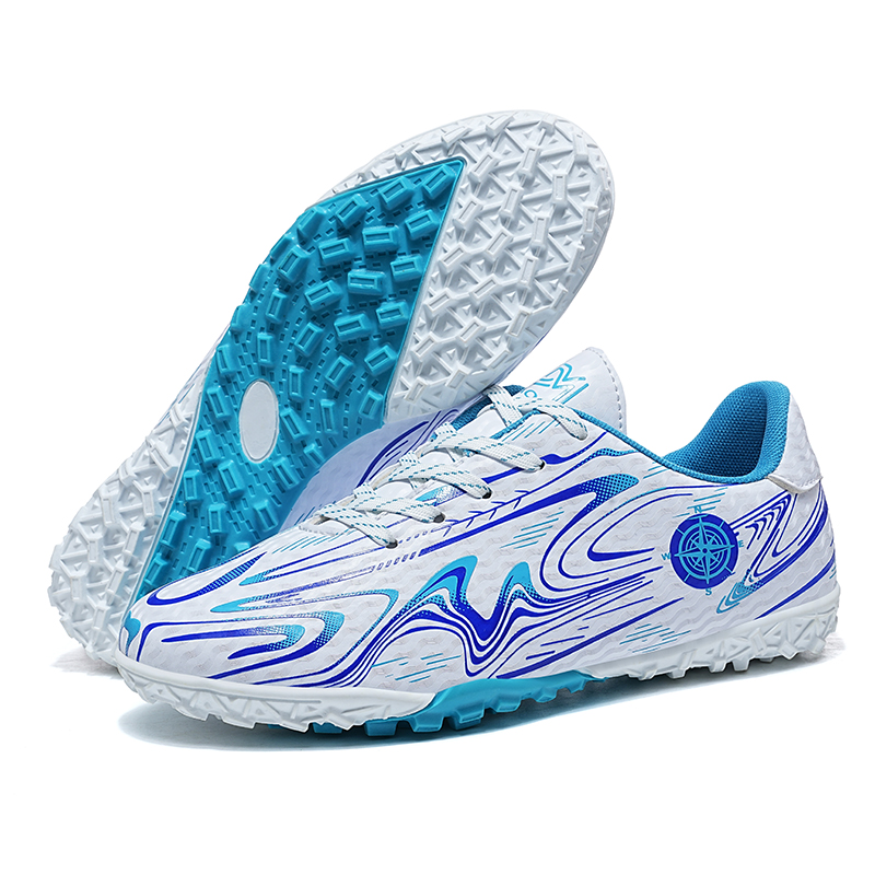 New Men Soccer Shoes Grass Training Futsal Top Quality Futsal Football Boots Cleats Non-Slip Lightweight Outdoor Football Shoes